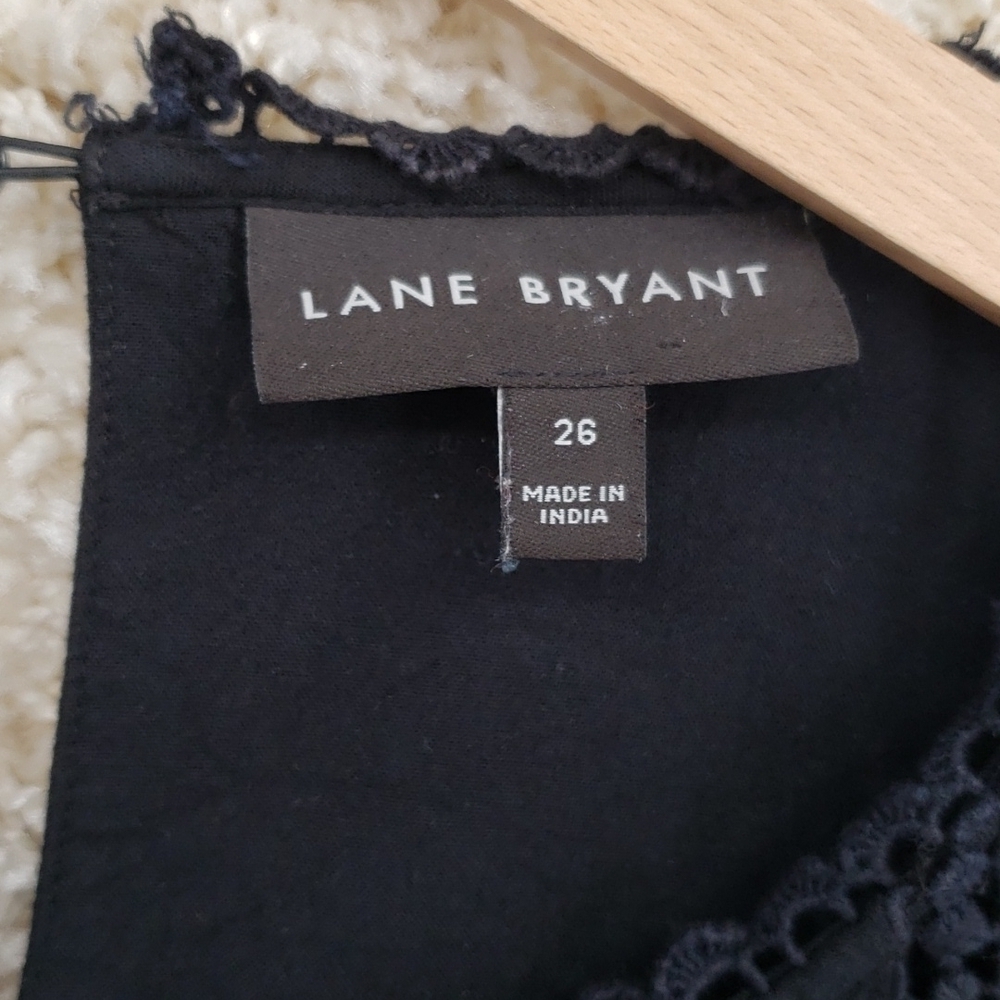 Lane Bryant Women US 26 Black White Top Long Sleeve Viscose Embroidered Eyelet - Picture 2 of 7